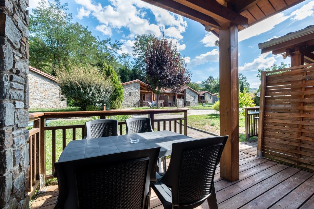 Le Hameau Du Comte De Foix - 11 Chalets En Ariege Mercus-Garrabet Luaran gambar