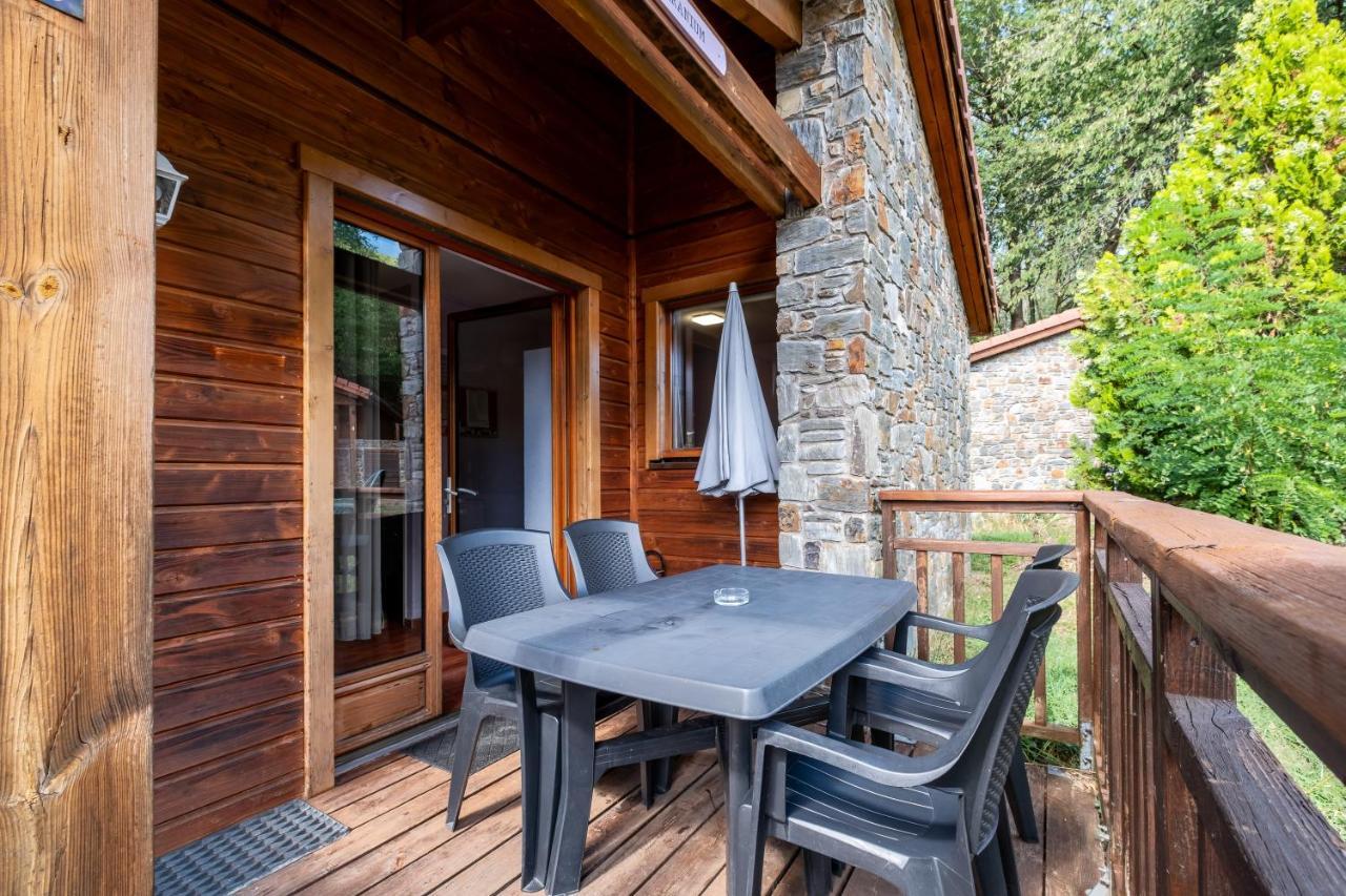 Le Hameau Du Comte De Foix - 11 Chalets En Ariege Mercus-Garrabet Luaran gambar